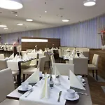 Austria Trend Salzburg West Hotell