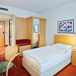 Austria Trend Salzburg West 4*