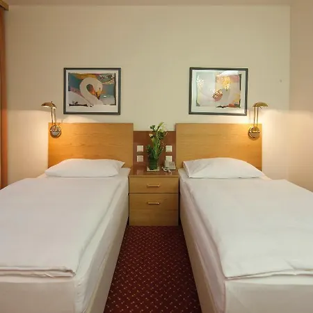 Austria Trend Salzburg West 4* Himmelreich